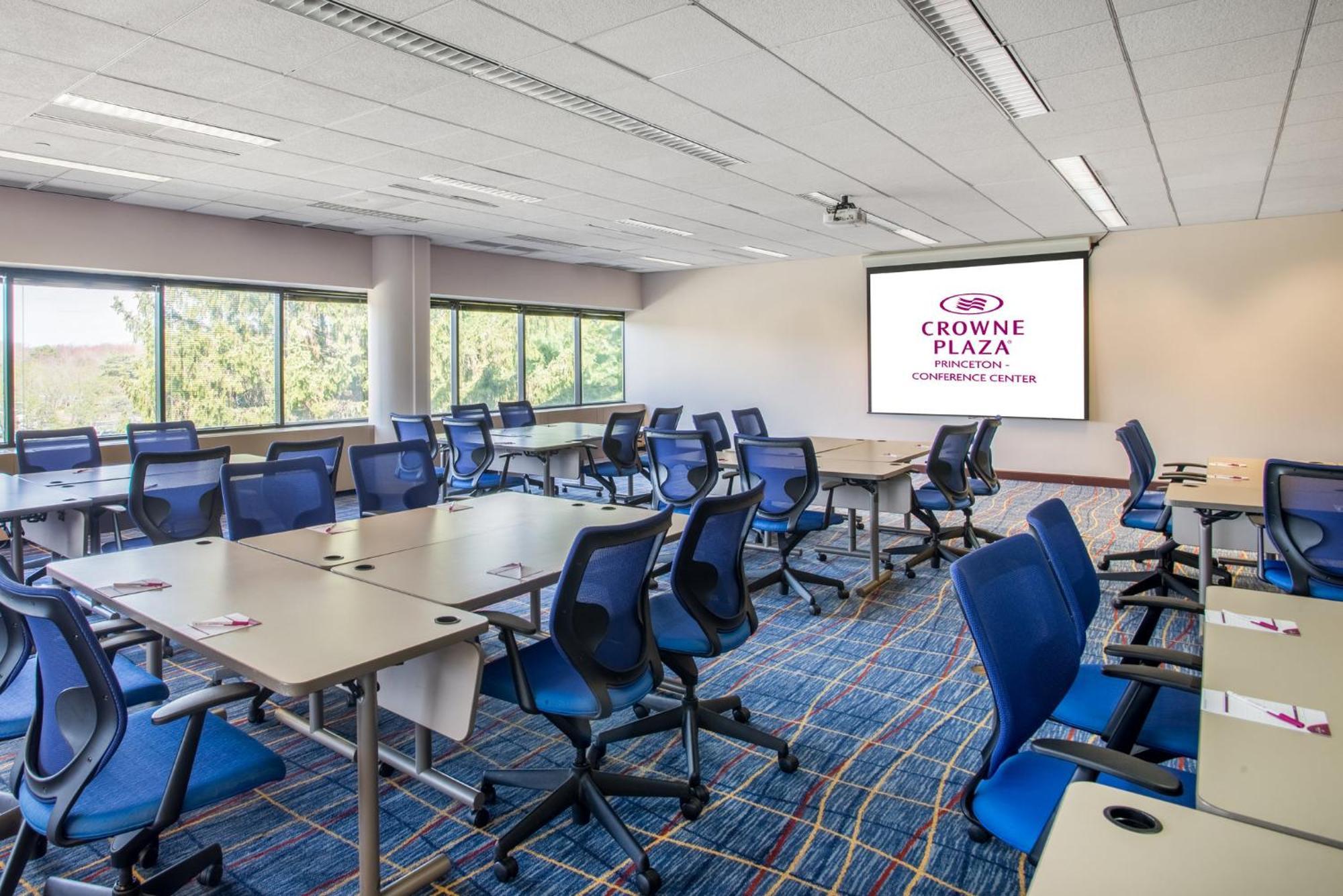 Crowne Plaza Princeton - Conference Center By Ihg Exterior foto