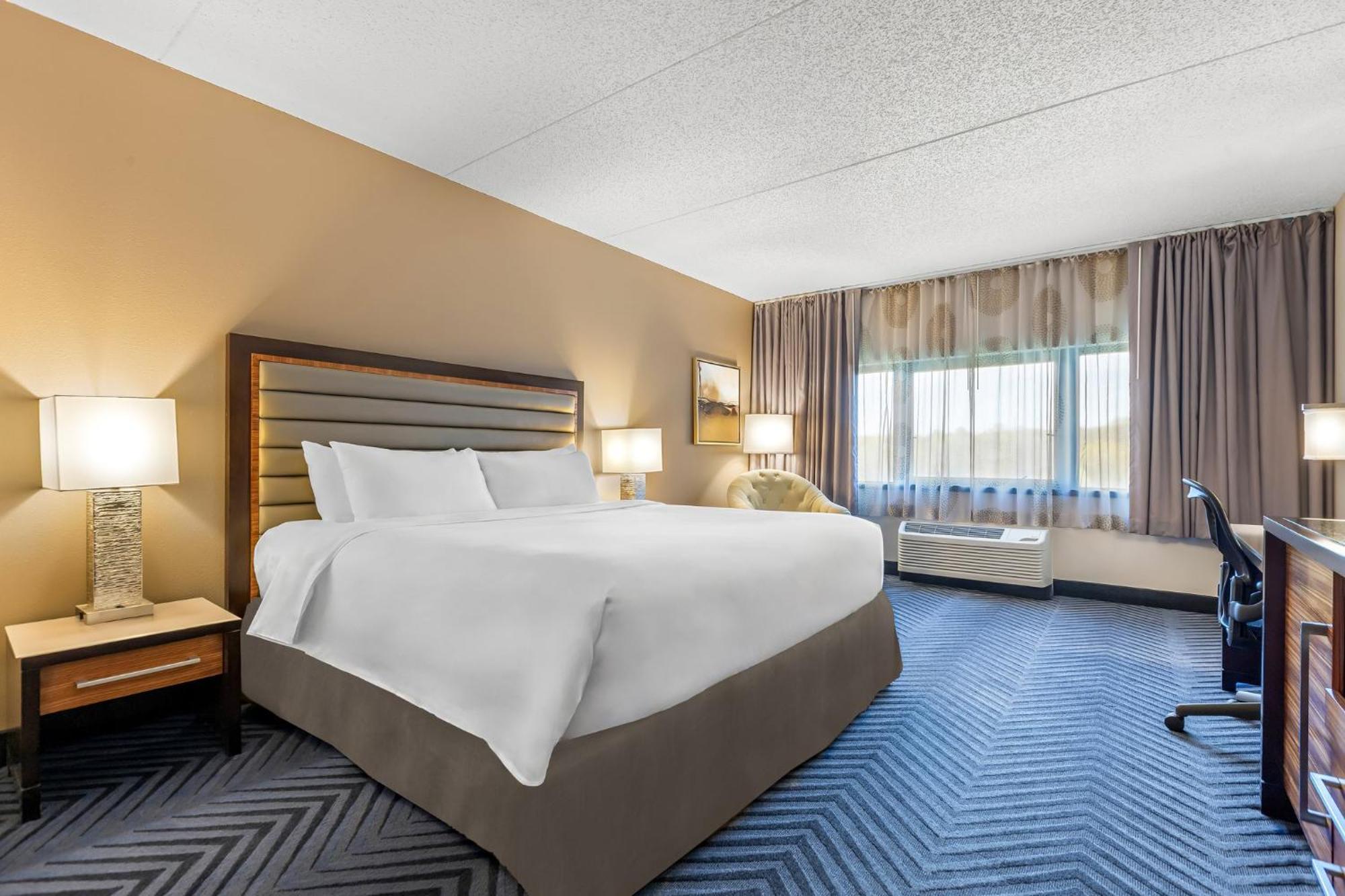 Crowne Plaza Princeton - Conference Center By Ihg Exterior foto